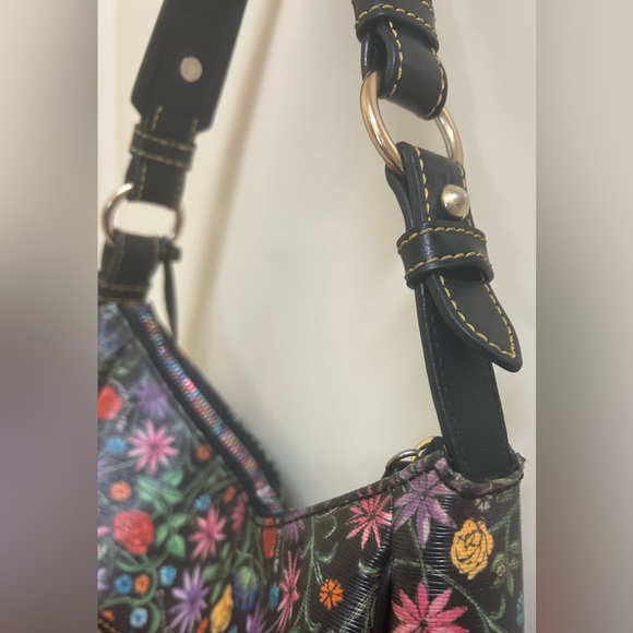 Dooney & Bourke Black Floral Botanical Hobo Shoulder Purse W/Rainbow Zippers EUC - Picture 7 of 16